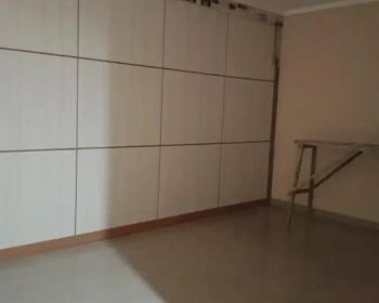 Ruko disewakan tahunan 100 jt/thn di Cipedak Jaksel