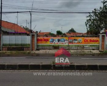 Tanah Disewakan di Pinggir Jalan Raya Surotokunto Karawang