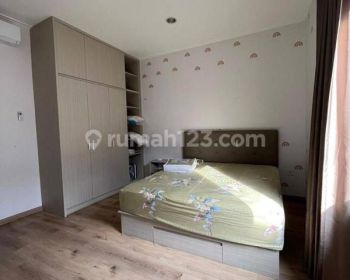 Disewa Unit Langka Rumah Golf Island Uk 8x20, Full Furnished Siap Huni, Bagus