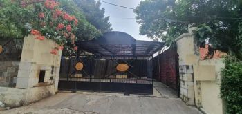 Rumah Lama Murah di Bintaro Veteran Jakarta Selata bisa kostan