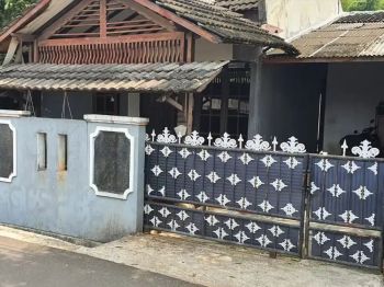 Rumah Strategis dekat Lippo Mall Cimanggis Square bisa KPR J-18137