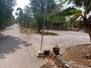 Tnh Sukoharjo 836m2 mk 28m + rumah 150m2 , 1/2 km jl propinsi Twgsri