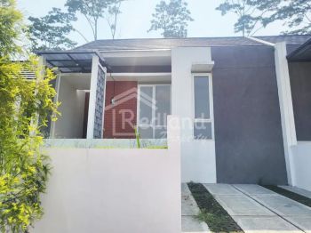 Rumah di Bsb Village Mijen , Semarang ( Me 5975 )