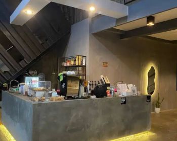 Disewakan ruang usaha cafe