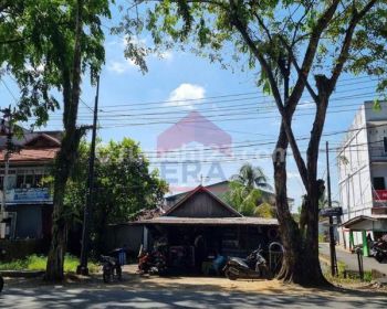 Tanah Lokasi Ramai di Tepi Jalan Gusti Situt Mahmud