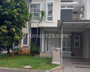 Rumah 2 lantai dekat sekolahan dan akses keluar yang nyaman