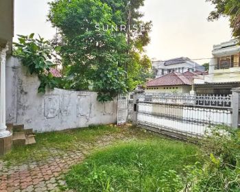 Rumah Hitung Tanah Di Sekitaran Senopati Kebayoran Baru Jaksel