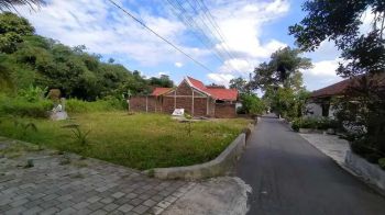 Di jual Tanah 200 Meter dari Jalan Palagan, Legalitas SHM, Siap AJB