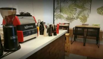 DIKONTRAKAN / SEWA RUKO LOKASI STRATEGIS DI DEPOK COCOK UNTUK USAHA