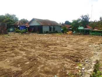 Tanah Sleman, Dekat Pemda Sleman, Lingkungan Perumahan