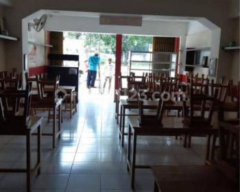 Ruko Terawat & Strategis di Hayam Wuruk Jakarta Barat **
