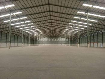 Gudang baru (brand new) siap huni di kawasan pergudangan Marunda