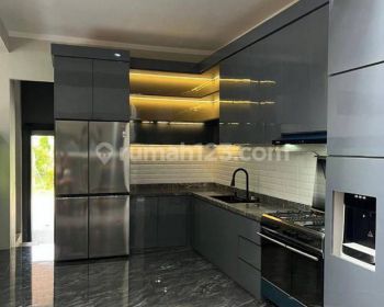 Dijual rumah modern siap huni di Bintaro Sektor 7