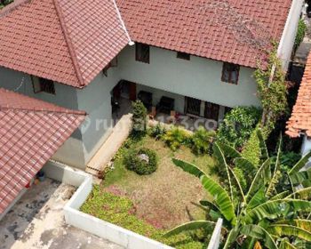 Rumah luas dekat cilandak town square cocok untuk kost eksklusif