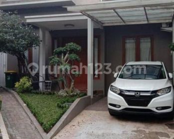 Rumah Cantik di Sektor 9 Bintaro Jaya Gb 8426 Rs