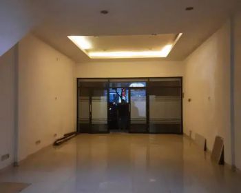 Ruko Hadap jalan raya disebut di Golden Boulevard Bsd