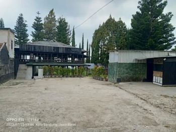 Bangunan komersial hitung tanah area ciumbuleuit