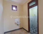 thumbnail-rumah-murah-2-lantai-semi-furnish-siap-huni-dekat-gwalk-di-puri-widya-kencana-3