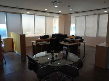 Ruang Kantor di Niffaro Tower Pasar Minggu Jakarta Selatan