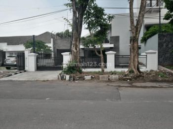 Dijual Rumah Usaha Siap Pakai Pusat Kota Jalan Wr Supratman