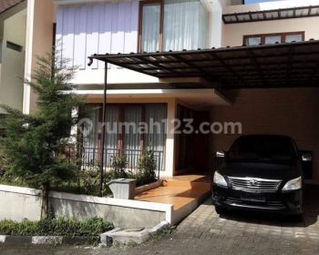 Dijual Cepat Rumah Bagus Cluster Geger Kalong Lingkungan Nyaman Dekat Setiabudi