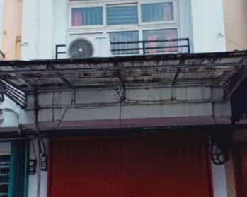 Disewa Ruko 2 Lantai Siap Pakai Cocok untuk Buka Usaha di Kota Wisata