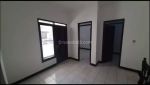 thumbnail-jual-rumah-2-lantai-semi-furnished-sayap-mohamad-toha-bandung-2