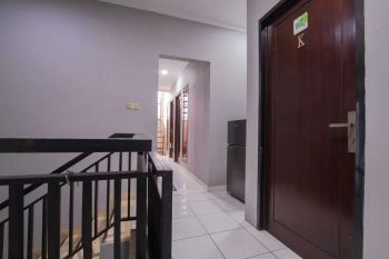 Kost Stariez Pulomas Tipe Tipe D Single KM Luar Dekat UNJ Kampus A