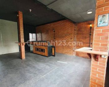 Ruko2 Lantai Lokasi Strategis Ramai di Taman Kopo Indah 2, Bdg