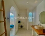 thumbnail-beautiful-3-bedrooms-villa-near-berawa-beach-bali-4