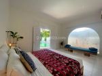 thumbnail-beautiful-3-bedrooms-villa-near-berawa-beach-bali-2
