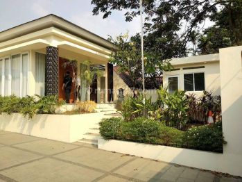 Rumah Bagus di Komplek Patra Kuningan, Jakarta Selatan