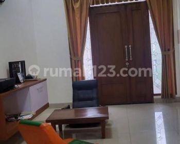 RUMAH 2LANTAI FULL FURNISH SHM CLUSTER DI AHMAD YANI KOTA BANDUNG