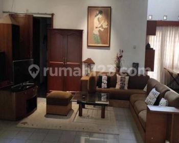 Rumah Klasik Siap Huni Di Kawasan Nyaman Setra indah  Rumah