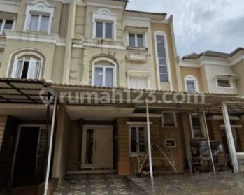 Rumah 3 Lantai di Samara Village, Gading Serpong