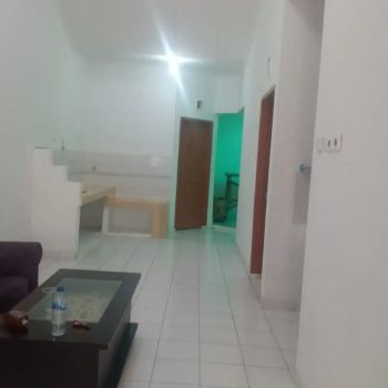 Di sewakan rumah siap huni baru renov