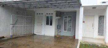 Disewakan rumah di cirendeu green village