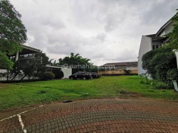 Kavling samping sport club langka di La Vintage Delatinos BSD