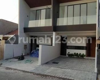 Rumah Baru Minimalis Modern Jemursari Surabaya Selatan Siap Huni