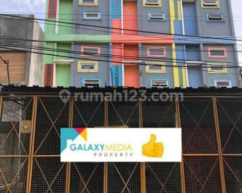 Ruko 4 lantai lokasi strategis dekat pintu toll Bekasi timur