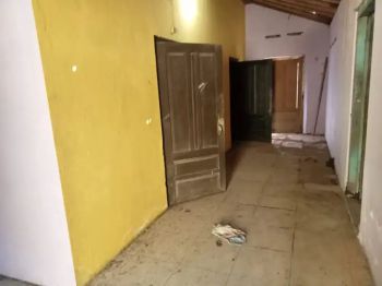 DIJUAL RUMAH DI SAYEGAN