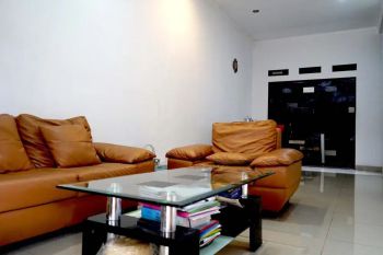 Rumah Cantik Nyaman Beji Depok Dekat RS Graha Permata Ibu