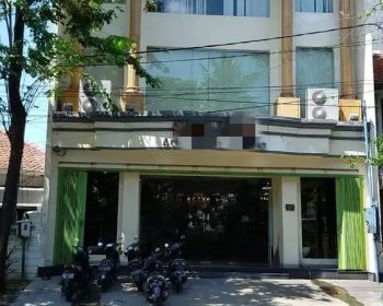 DIJUAL TOKO JALAN MANYAR