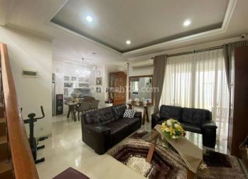 Rumah 2lantai Sudah Renovasi Di Greenwich Cluster Whitsand