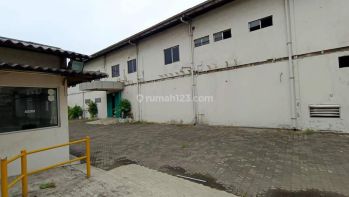 Di Jual Bangunan ex Pabrik di Pulo Gadung, Stategis