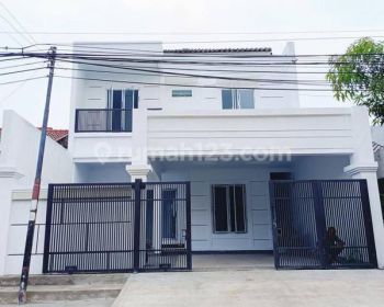 Dijual Cepat Rumah baru siap Huni Di Pondok Kelapa Jakarta timur
