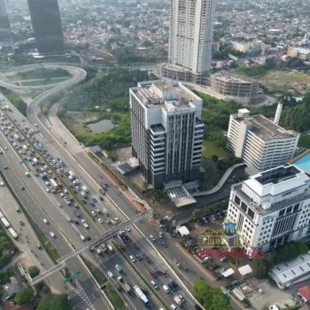 gedung dijual gedung perkantoran di tb Simatupang Jakarta Selatan