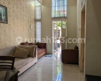 Di kan rumah citra grand Cibubur termurah Bisa utk mess karyawan kantor