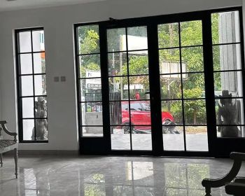 DISEWAKAN RUANG KANTOR