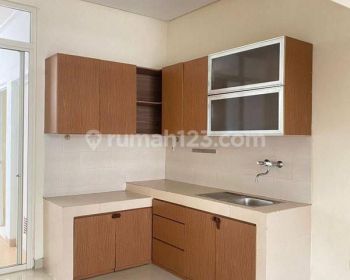 Di sewa rumah green lake city minimalis dan sederhana